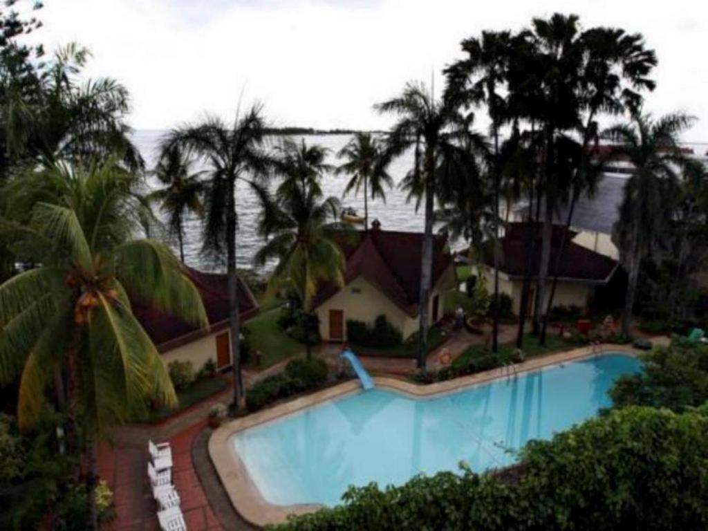 Makassar Golden Hotel Esterno foto